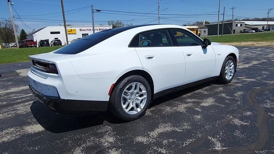 2026 Dodge Charger 8th Gen - Image 7 of 20