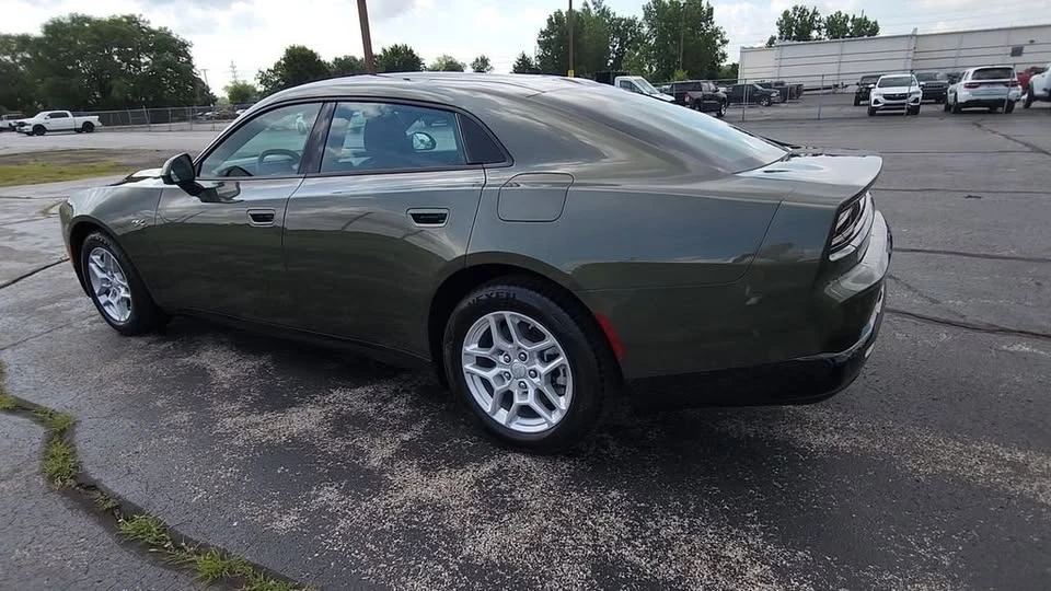 2026 Dodge Charger 8th Gen - Image 5 of 20
