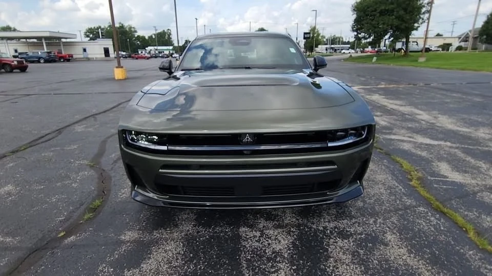 2026 Dodge Charger 8th Gen - Image 2 of 20