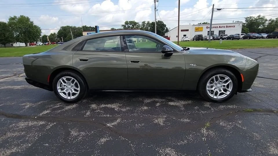 2026 Dodge Charger 8th Gen - Image 8 of 20