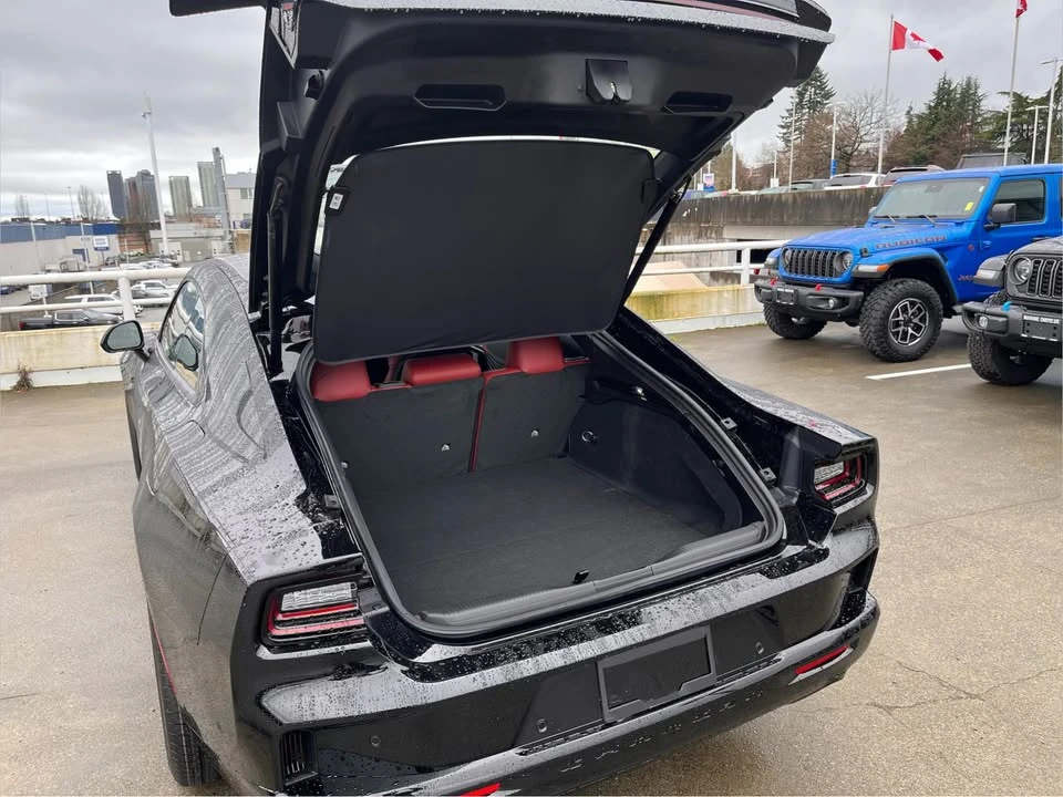 2026 Dodge Charger 8th Gen - Image 13 of 19