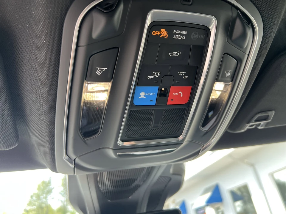 2026 Dodge Charger 8th Gen - Image 28 of 31