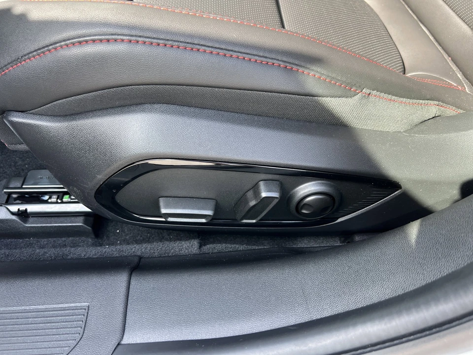 2026 Dodge Charger 8th Gen - Image 17 of 31