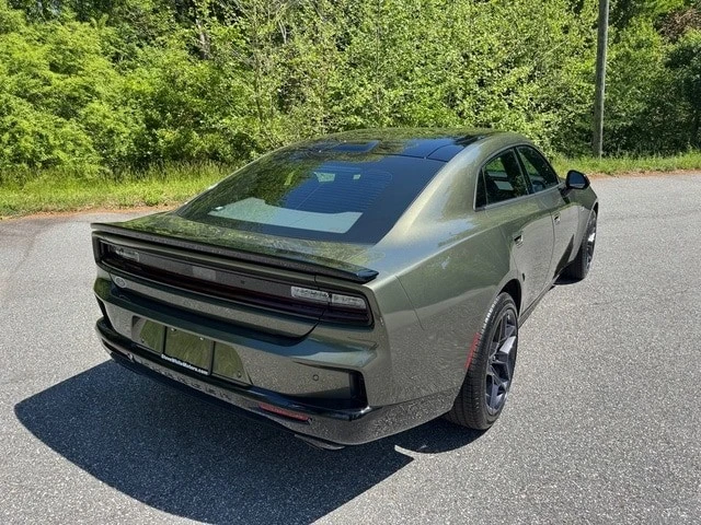 2026 Dodge Charger 8th Gen - Image 7 of 31