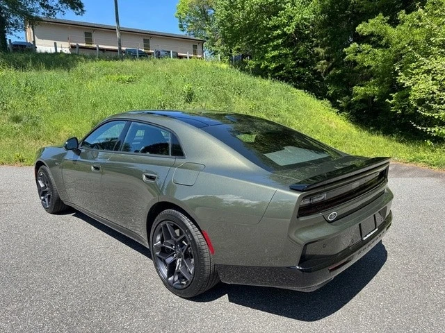 2026 Dodge Charger 8th Gen - Image 9 of 31