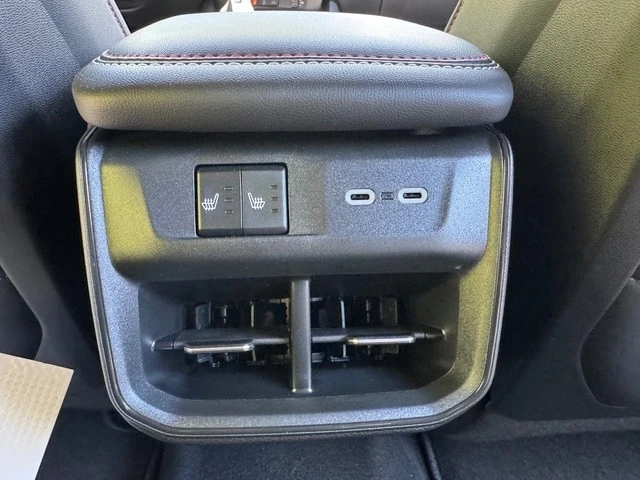 2026 Dodge Charger 8th Gen - Image 16 of 31