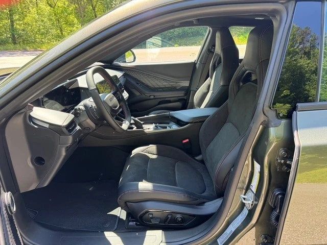 2026 Dodge Charger 8th Gen - Image 12 of 31