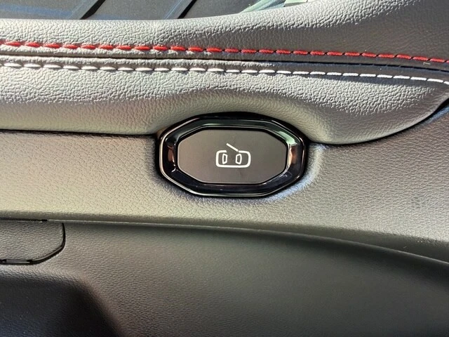 2026 Dodge Charger 8th Gen - Image 14 of 21
