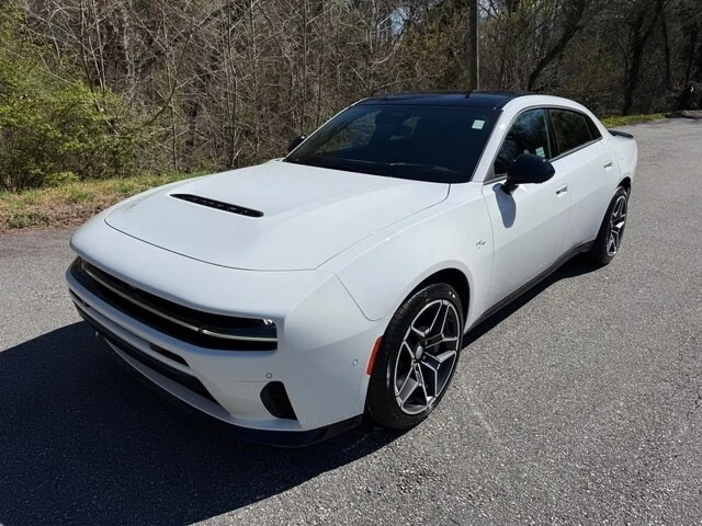 2026 Dodge Charger 8th Gen - Image 2 of 21