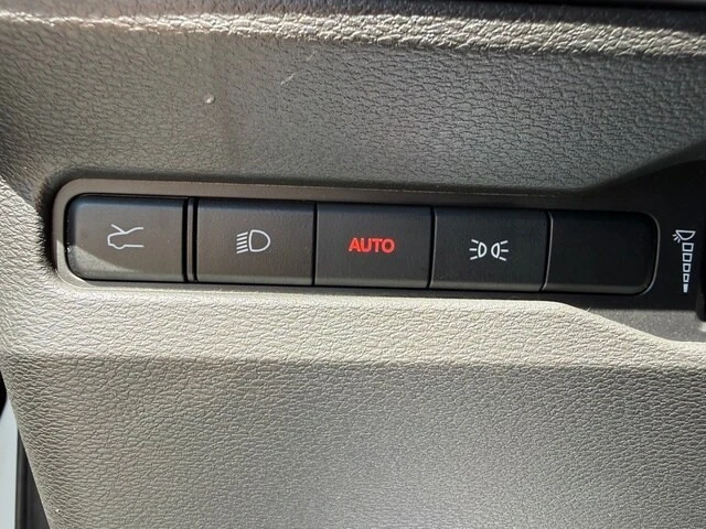 2026 Dodge Charger 8th Gen - Image 16 of 21