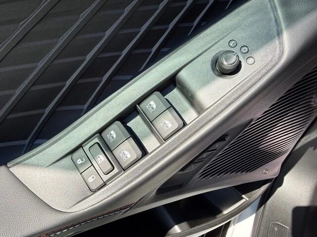 2026 Dodge Charger 8th Gen - Image 12 of 21