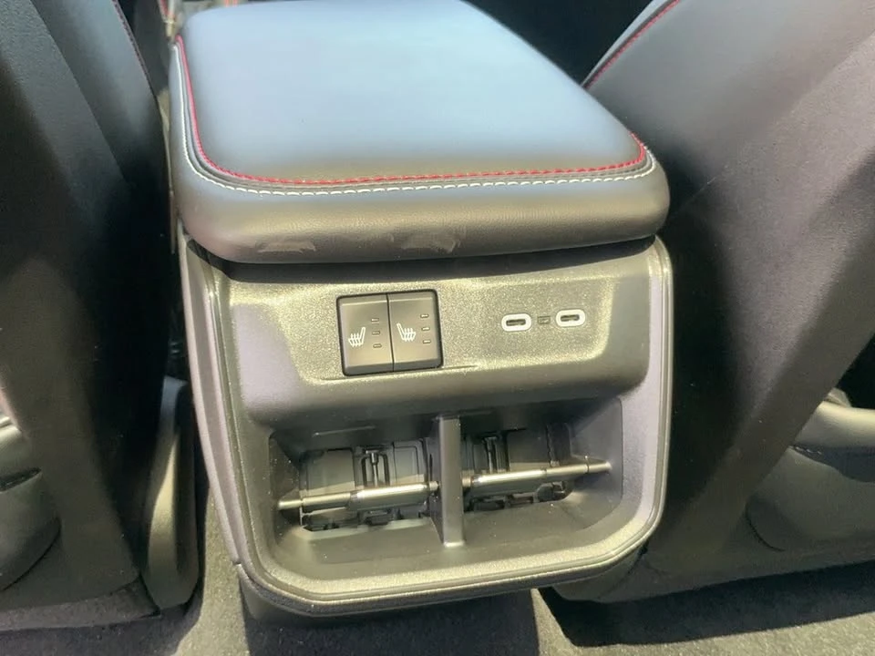 2026 Dodge Charger 8th Gen - Image 5 of 19