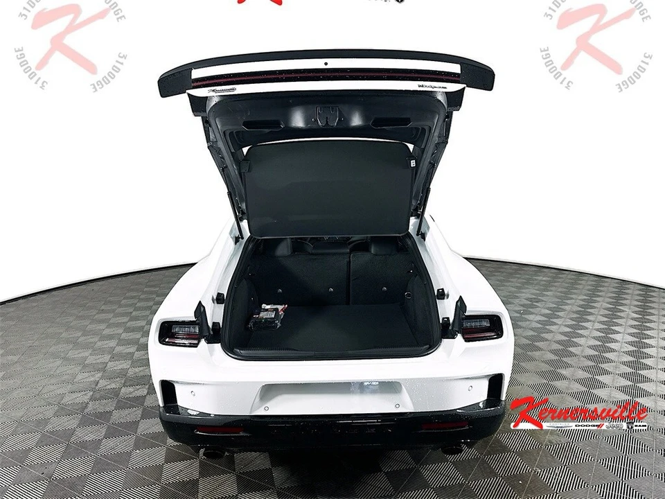 2026 Dodge Charger 8th Gen - Image 16 of 21