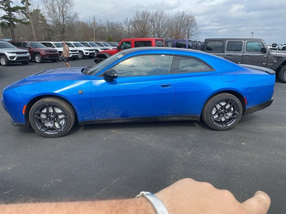 2026 Dodge Charger 8th Gen - Image 8 of 12