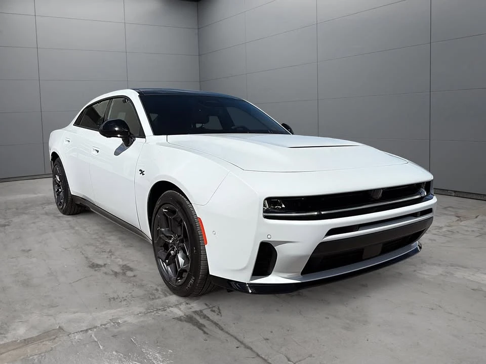 2026 Dodge Charger 8th Gen - Image 9 of 20