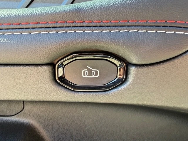2026 Dodge Charger 8th Gen - Image 13 of 21