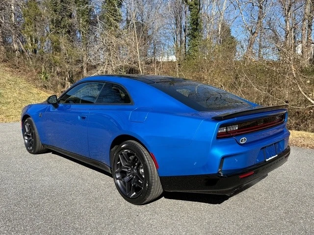 2026 Dodge Charger 8th Gen - Image 9 of 31