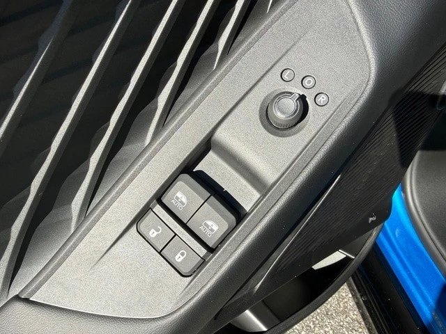 2026 Dodge Charger 8th Gen - Image 12 of 21