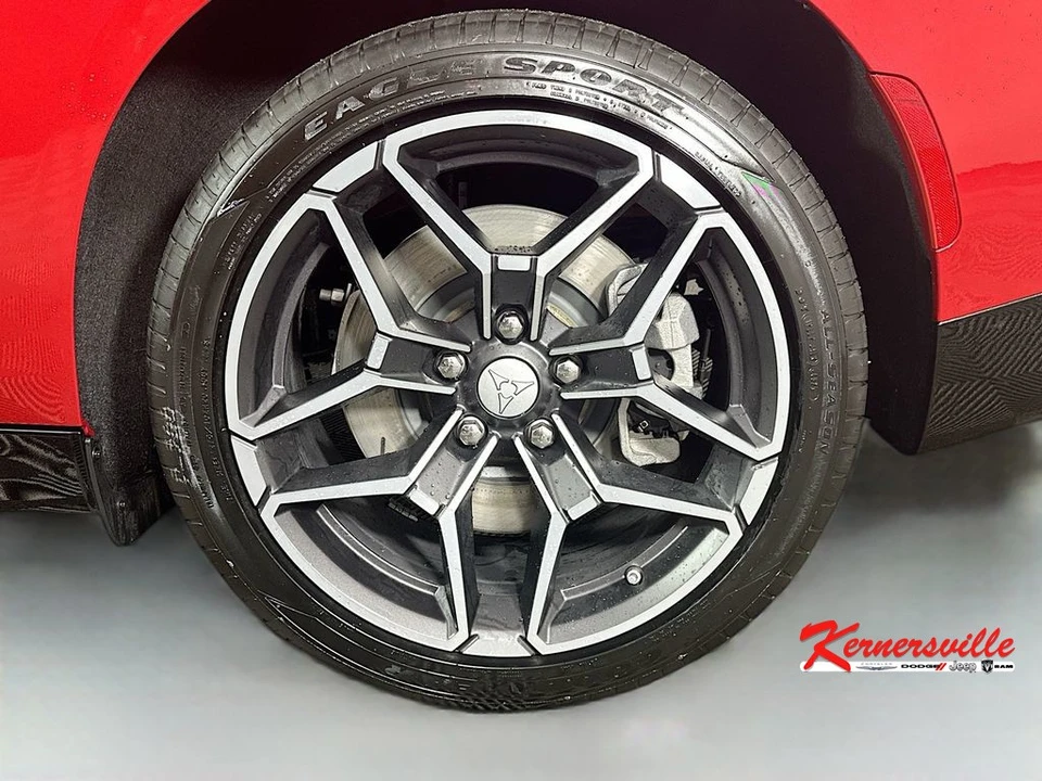2026 Dodge Charger 8th Gen - Image 17 of 21