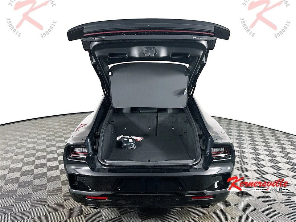 2026 Dodge Charger 8th Gen - Image 16 of 21