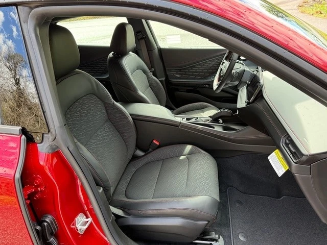 2026 Dodge Charger Daytona 8th Gen - Image 20 of 31