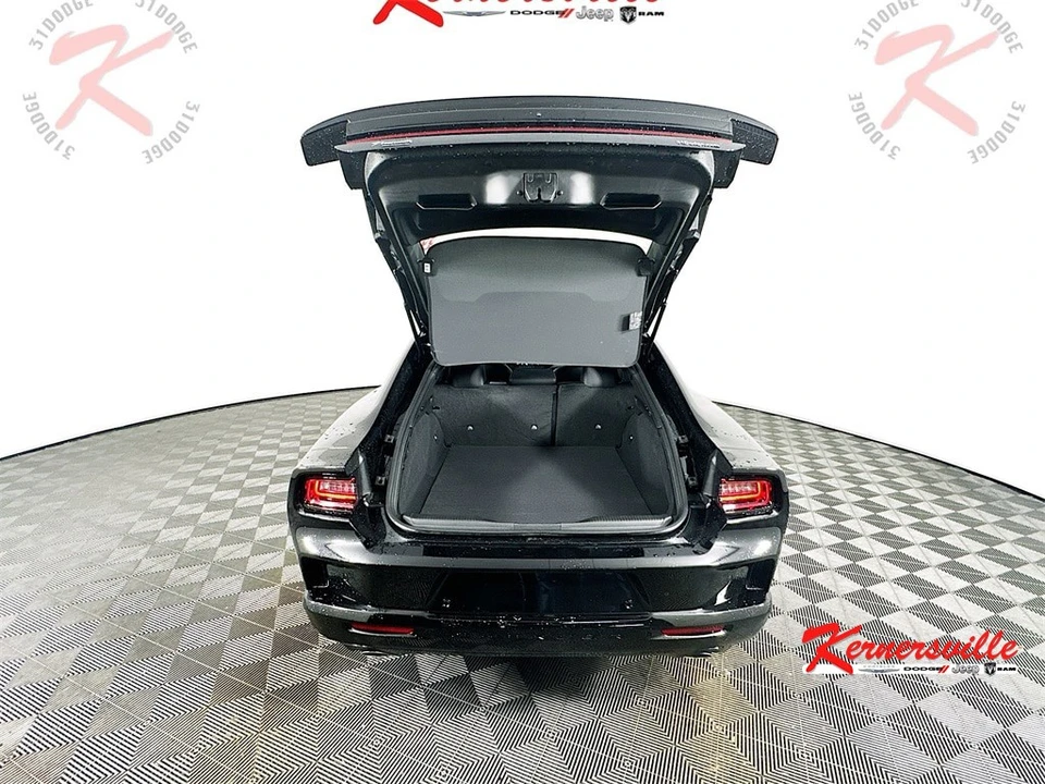 2026 Dodge Charger 8th Gen - Image 16 of 21