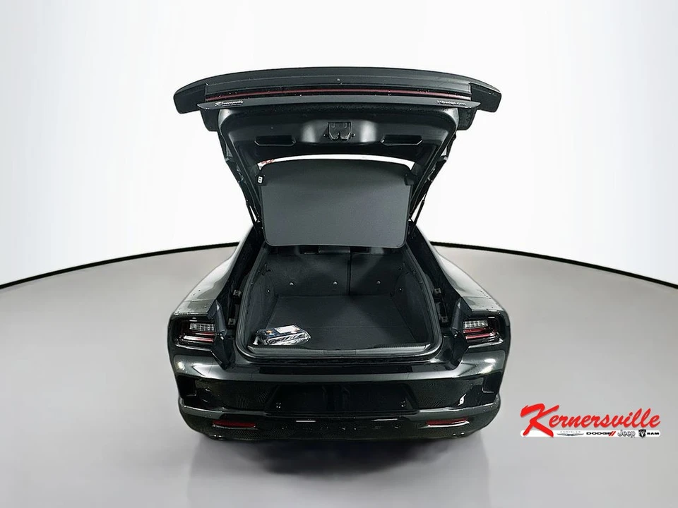 2026 Dodge Charger 8th Gen - Image 16 of 21