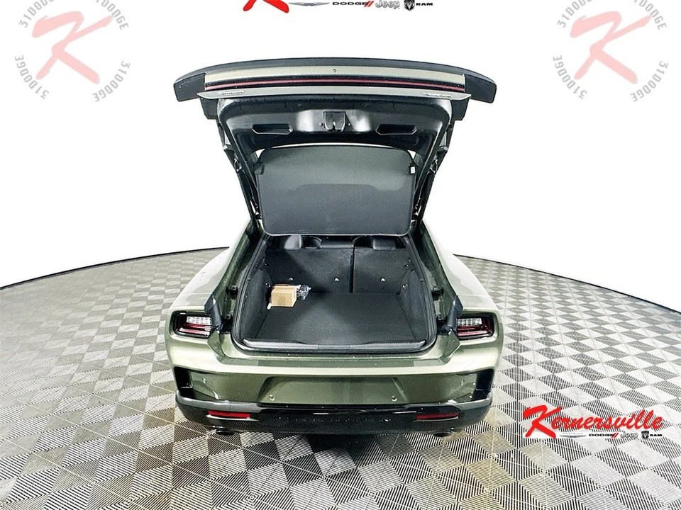 2026 Dodge Charger 8th Gen - Image 16 of 21