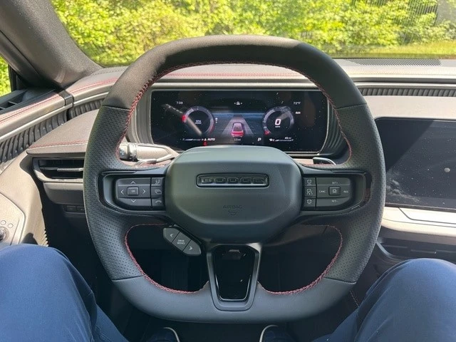 2026 Dodge Charger 8th Gen - Image 19 of 31
