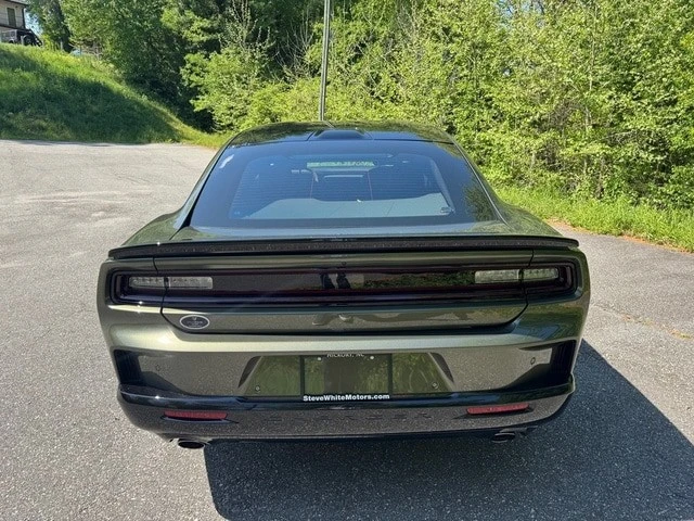 2026 Dodge Charger 8th Gen - Image 8 of 31