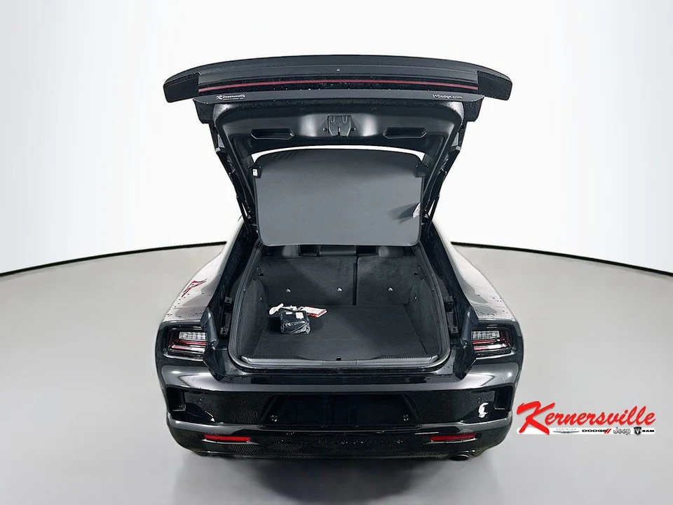 2026 Dodge Charger 8th Gen - Image 16 of 21