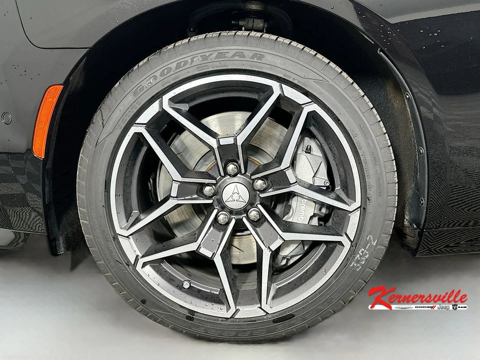 2026 Dodge Charger 8th Gen - Image 17 of 21