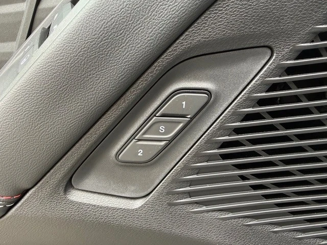 2026 Dodge Charger Daytona 8th Gen - Image 13 of 31