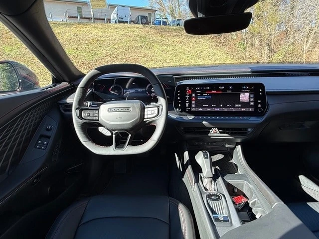 2026 Dodge Charger 8th Gen - Image 11 of 31