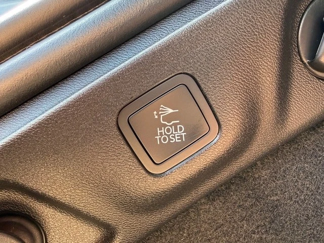 2026 Dodge Charger 8th Gen - Image 18 of 21