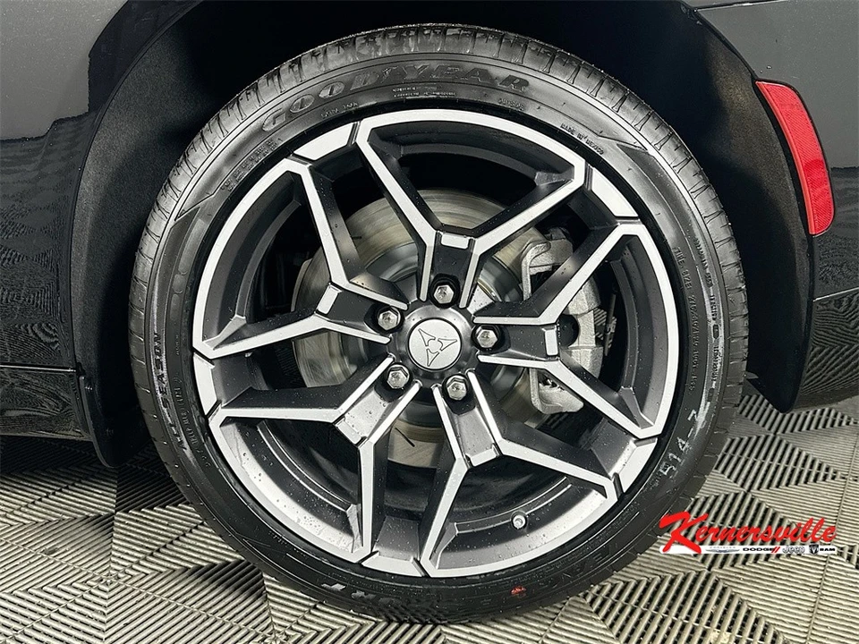 2026 Dodge Charger 8th Gen - Image 17 of 21