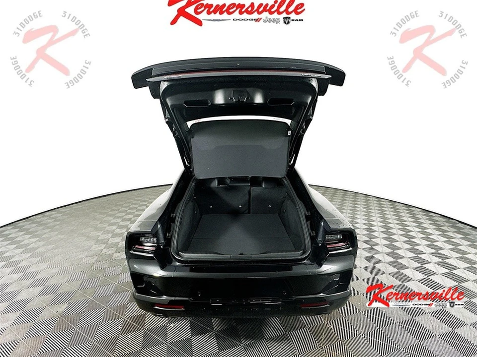 2026 Dodge Charger 8th Gen - Image 16 of 21