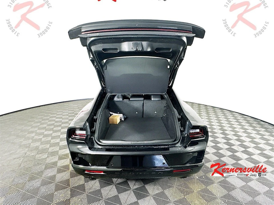 2026 Dodge Charger 8th Gen - Image 16 of 21