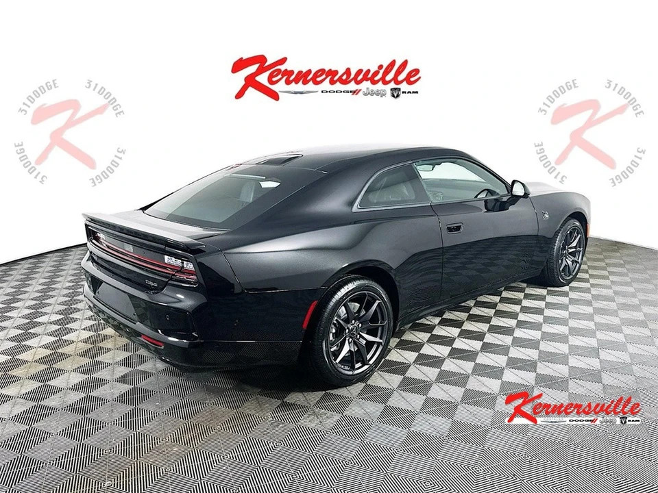 2026 Dodge Charger 8th Gen - Image 7 of 12
