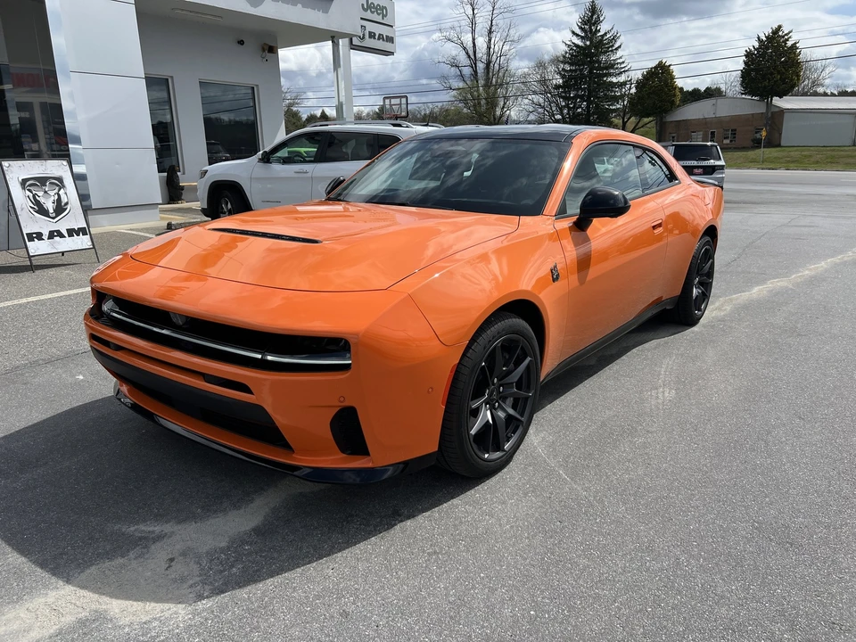 2026 Dodge Charger Daytona 8th Gen - Image 6 of 31