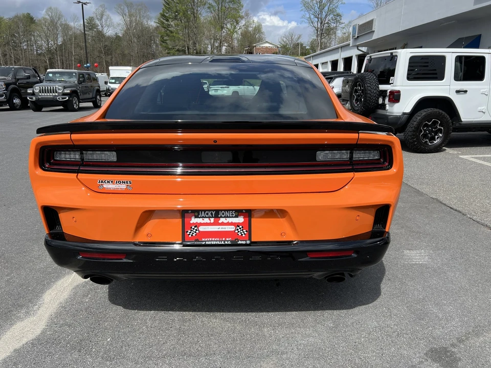 2026 Dodge Charger 8th Gen - Image 2 of 21