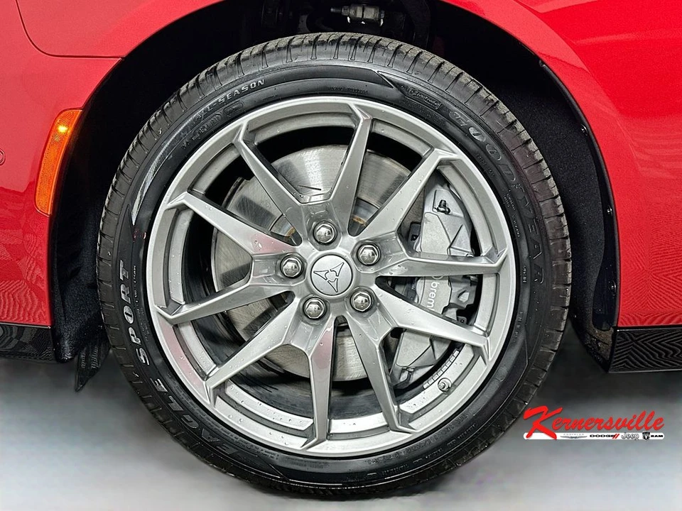 2026 Dodge Charger 8th Gen - Image 17 of 21