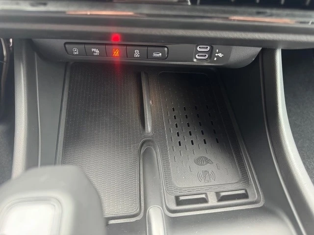 2026 Dodge Charger 8th Gen - Image 26 of 31