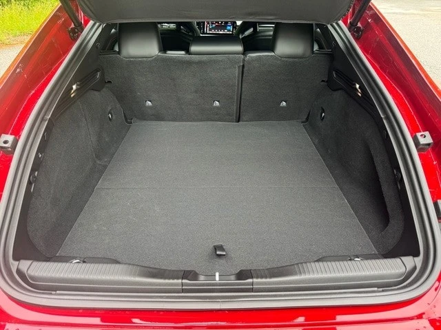 2026 Dodge Charger 8th Gen - Image 17 of 31