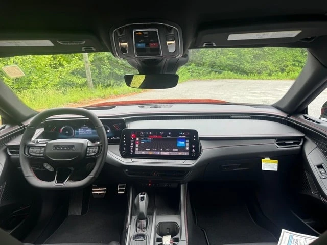 2026 Dodge Charger 8th Gen - Image 11 of 31
