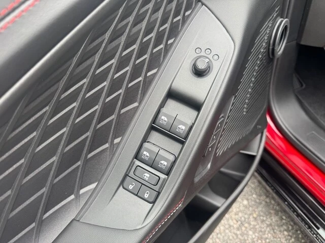 2026 Dodge Charger 8th Gen - Image 13 of 31