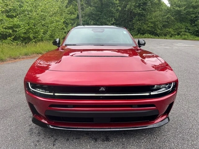 2026 Dodge Charger 8th Gen - Image 4 of 31