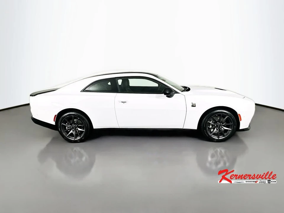 2026 Dodge Charger 8th Gen - Image 8 of 23