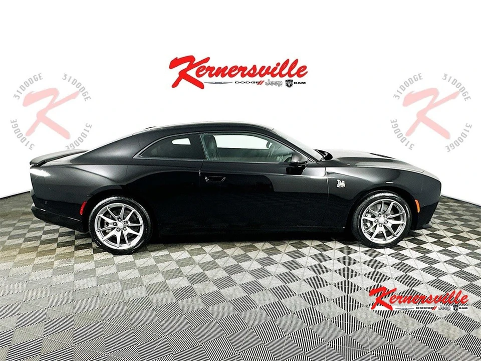 2026 Dodge Charger 8th Gen - Image 8 of 12