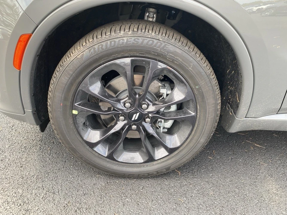 2026 Dodge Durango 3rd Gen - Image 9 of 12